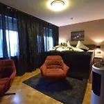236 Rooms Woerthersee - Adults Only Hotel 3*