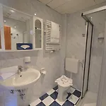 236 Rooms & Wellness Woerthersee - Adults Only Self Check-In Hotel Hotel Krumpendorf
