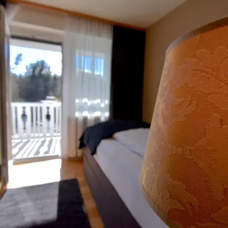 Hotel Jägerhof Wörthersee 4*